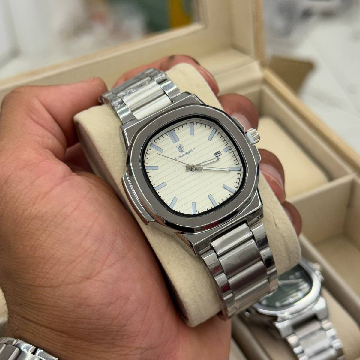 POEDAGAR Montre Homme Cadran Carré en Acier